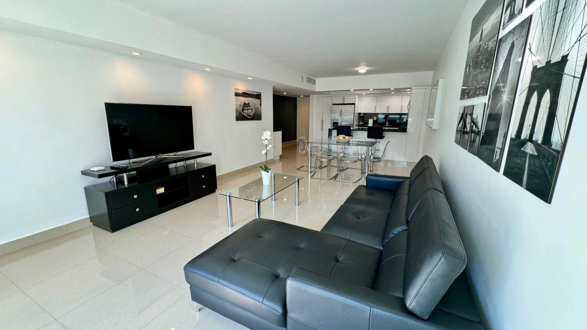 Sunny Isles, Beach Life! Parking Included Miami Beach Exterior photo